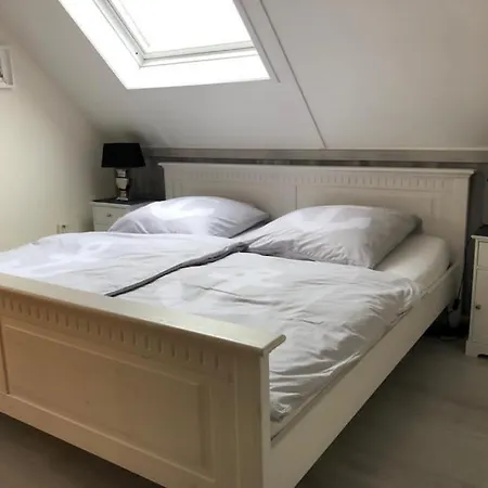 Perle Am Ijsselmeer Mit Eigenem Tretboot *