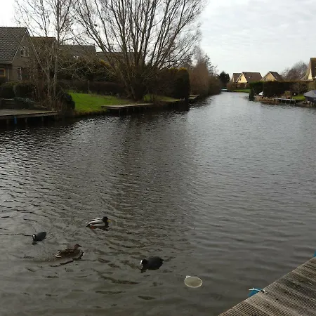 Hébergement de vacances Perle Am Ijsselmeer Mit Eigenem Tretboot