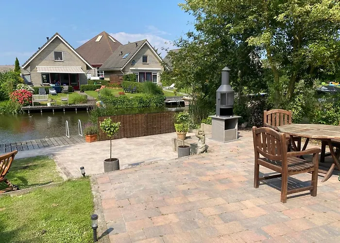 Perle Am Ijsselmeer Mit Eigenem Tretboot Vakantiehuis