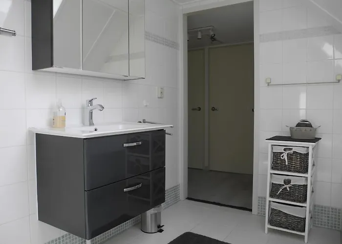 Perle Am Ijsselmeer Mit Eigenem Tretboot Vakantiehuis *