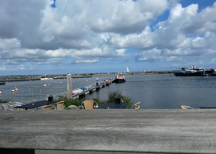 Vakantiehuis Perle Am Ijsselmeer Mit Eigenem Tretboot *