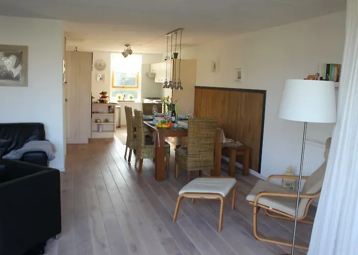 Perle Am Ijsselmeer Mit Eigenem Tretboot Vakantiehuis *