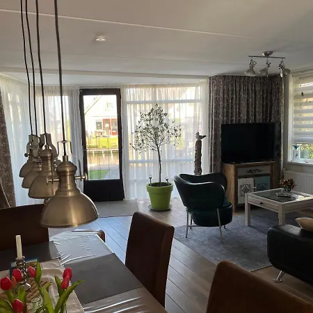 Feriehus Perle Am Ijsselmeer Mit Eigenem Tretboot